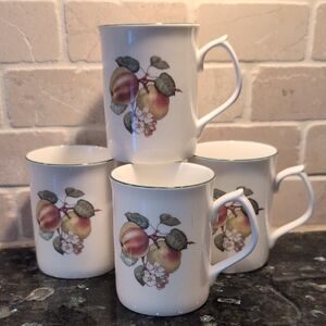 Vintage Elegant White Apples Mugs Set Of 4